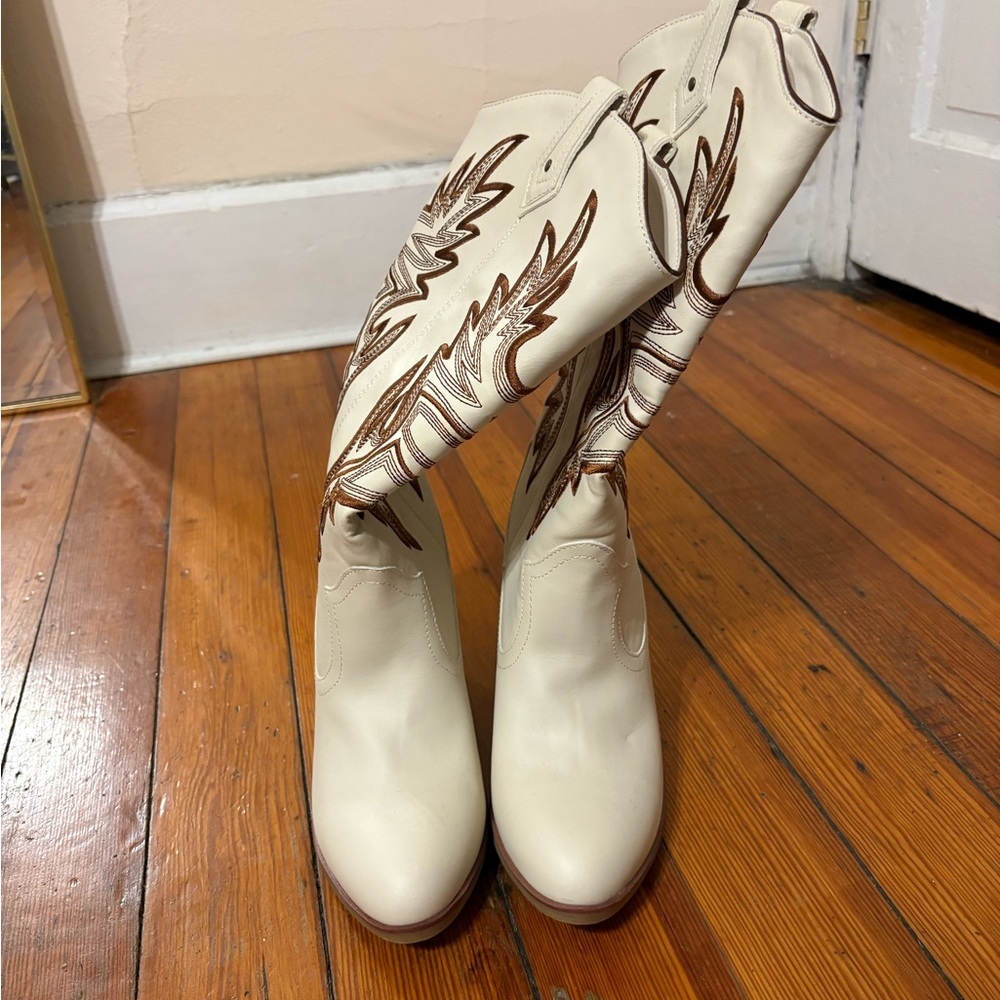 ARULA Cream Wide Calf Heeled Boots with Slouchy Style and Decorative Stitching